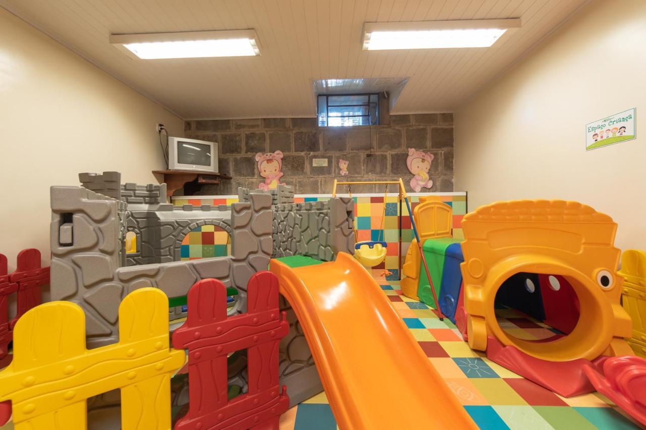 אפרטהוטל גראמדו Residencial Vale Dourado מראה חיצוני תמונה